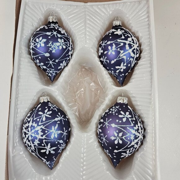 Commodore Ornaments Christmas Classics Blue White Glitter Snowflakes Vintage - Picture 4 of 12
